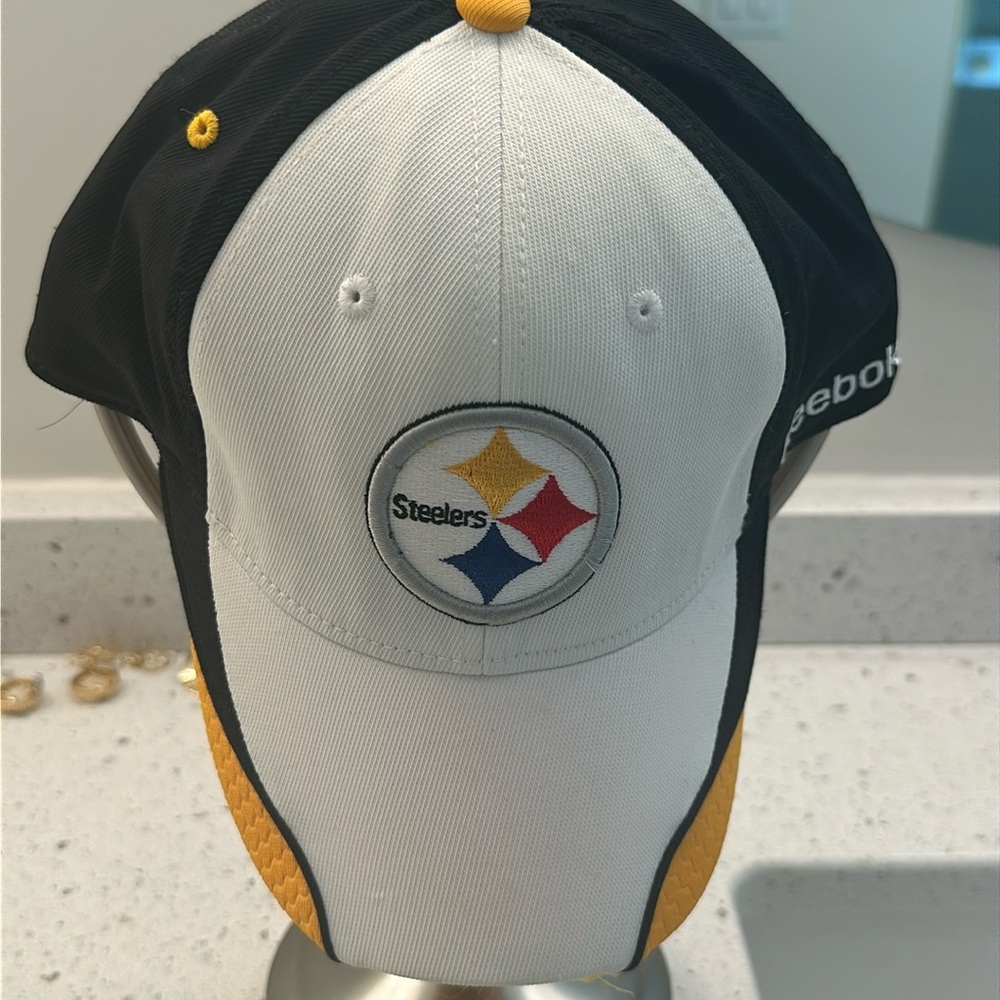 Reebok fitted Steelers cap